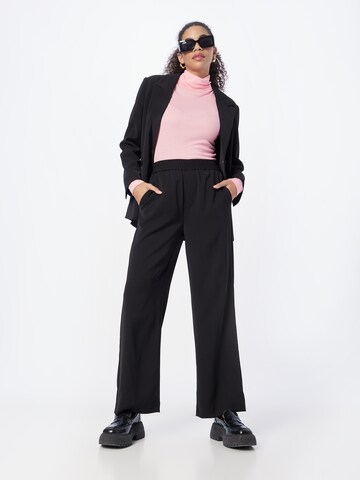 Loosefit Pantaloni 'Phillipa' di mbym in nero