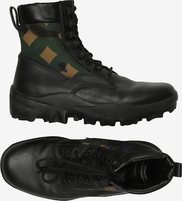 MCM Stiefel 41 in Schwarz: Vorderseite