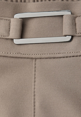 STREET ONE Regular Hose in Braun