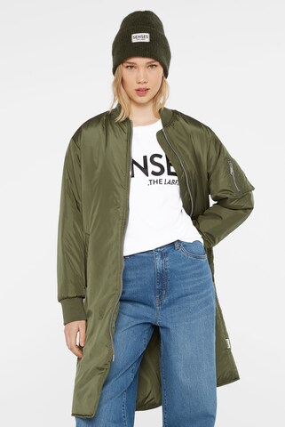 SENSES.THE LABEL Between-Season Jacket in Green: front