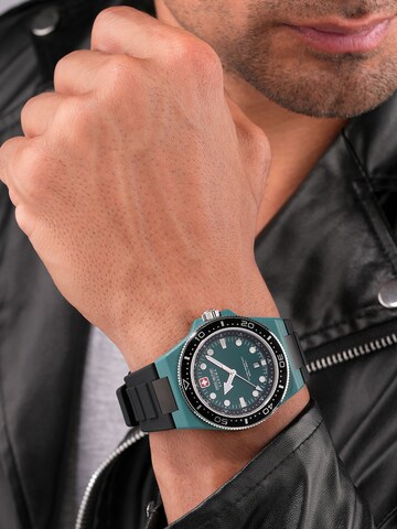 SWISS MILITARY HANOWA Analoog horloge 'Ocean Pioneer' in Zwart