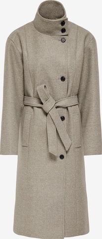 ONLY Between-Seasons Coat 'ONLTRILLION' in Brown: front
