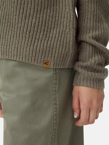 CAMEL ACTIVE Strickpullover mit V-Ausschnitt in Grün