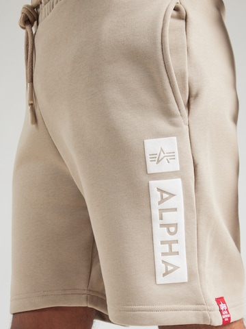 ALPHA INDUSTRIES Regular Панталон в бежово