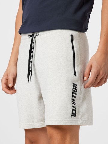 HOLLISTER Regular Pants in Grey