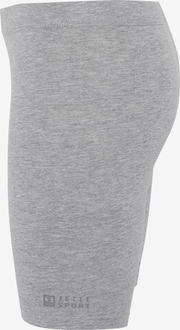 Jette Sport Skinny Shorts in Grau