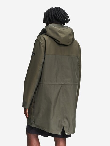 AIGLE Between-seasons parka 'T-Kit' in Green
