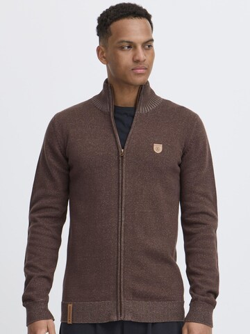 INDICODE JEANS Gebreid vest 'Andy' in Bruin