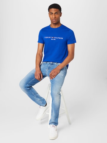 TOMMY HILFIGER Regular Fit T-Shirt in Blau