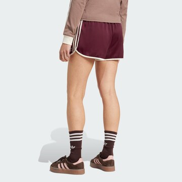 Loosefit Pantalon 'Adicolor' ADIDAS ORIGINALS en rouge