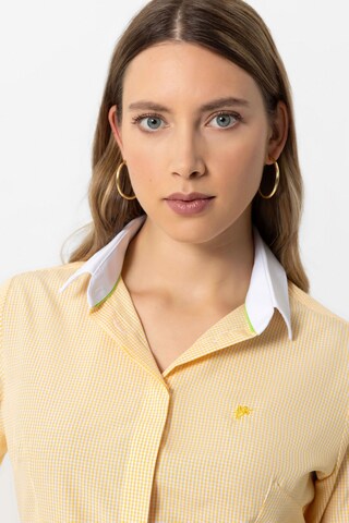 Camicia da donna 'MAJA' di DENIM CULTURE in giallo