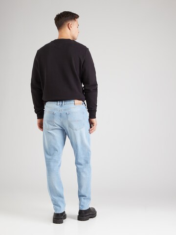 Tommy Jeans Tapered Τζιν 'ISAAC' σε μπλε