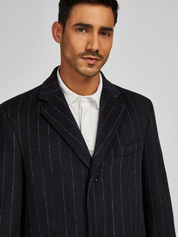 HECHTER PARIS Tussenjas in Blauw