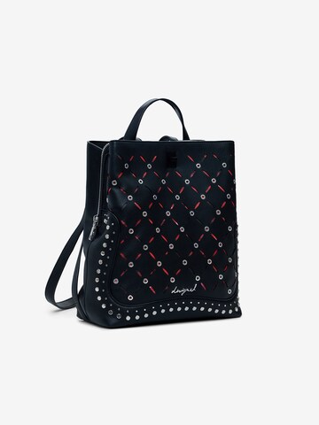 Desigual Reppu värissä musta