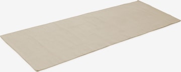 YOGISTAR.COM Mat in White: front