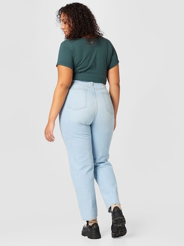 Nasty Gal Plus Regular Jeans in Blau