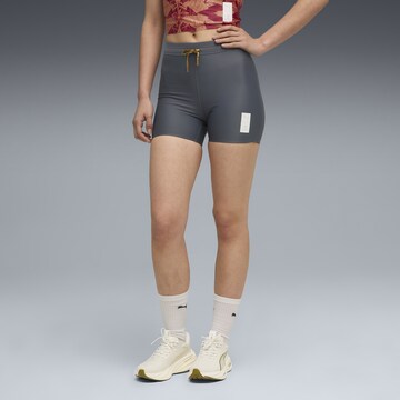 PUMA Skinny Sportshorts 'Puma x Saysky' in Grau: Vorderseite