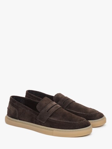 Estro Moccasins '09-4819' in Brown