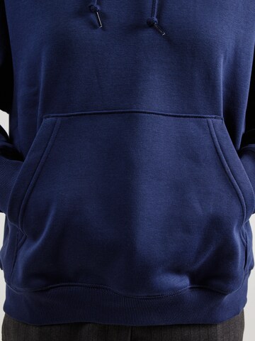WEEKDAY Sweatshirt in Blau