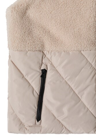 CECIL Vest in White