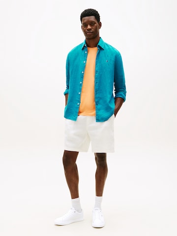 TOMMY HILFIGER Trampki niskie 'ESS' w kolorze biały