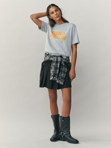 NextMajica - siva boja