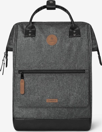 Cabaia Batoh 'Adventurer' – šedá: přední strana