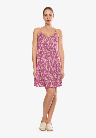 Le Temps Des Cerises Dress in Pink: front