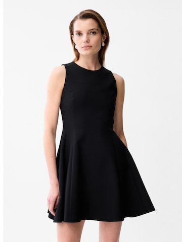 Robe adl en noir : devant
