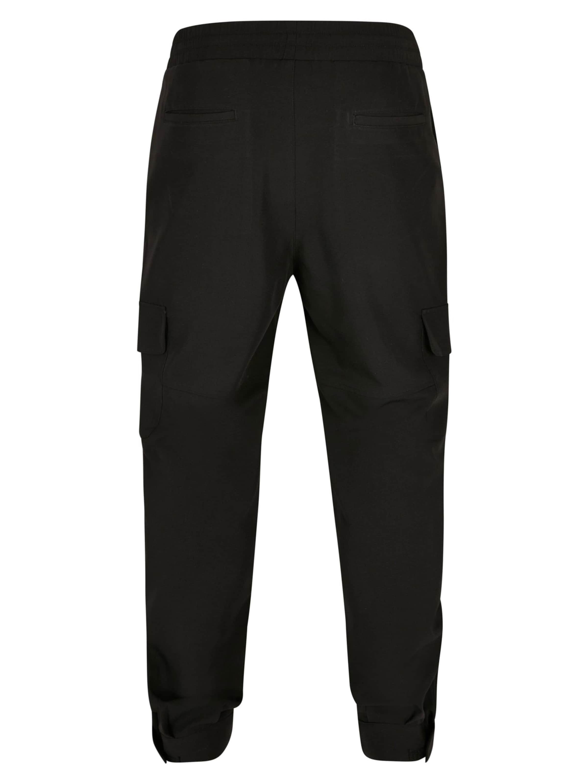 Urban Classics Tapered Cargo trousers in Black