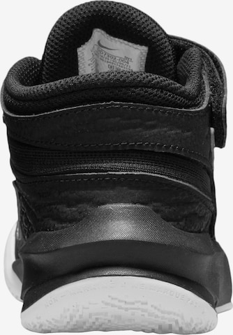 NIKE Athletic Shoes in Black