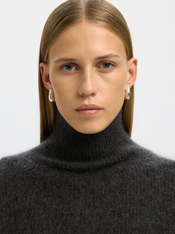 Pullover di SELECTED in grigio