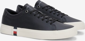 TOMMY HILFIGER Sneakers laag in Zwart