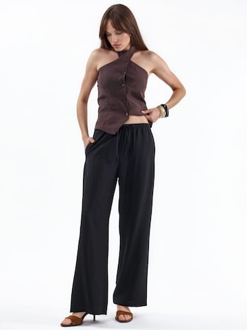 Busem Wide Leg Hose in Schwarz