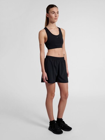 Newline Loose fit Sports trousers 'Max' in Black