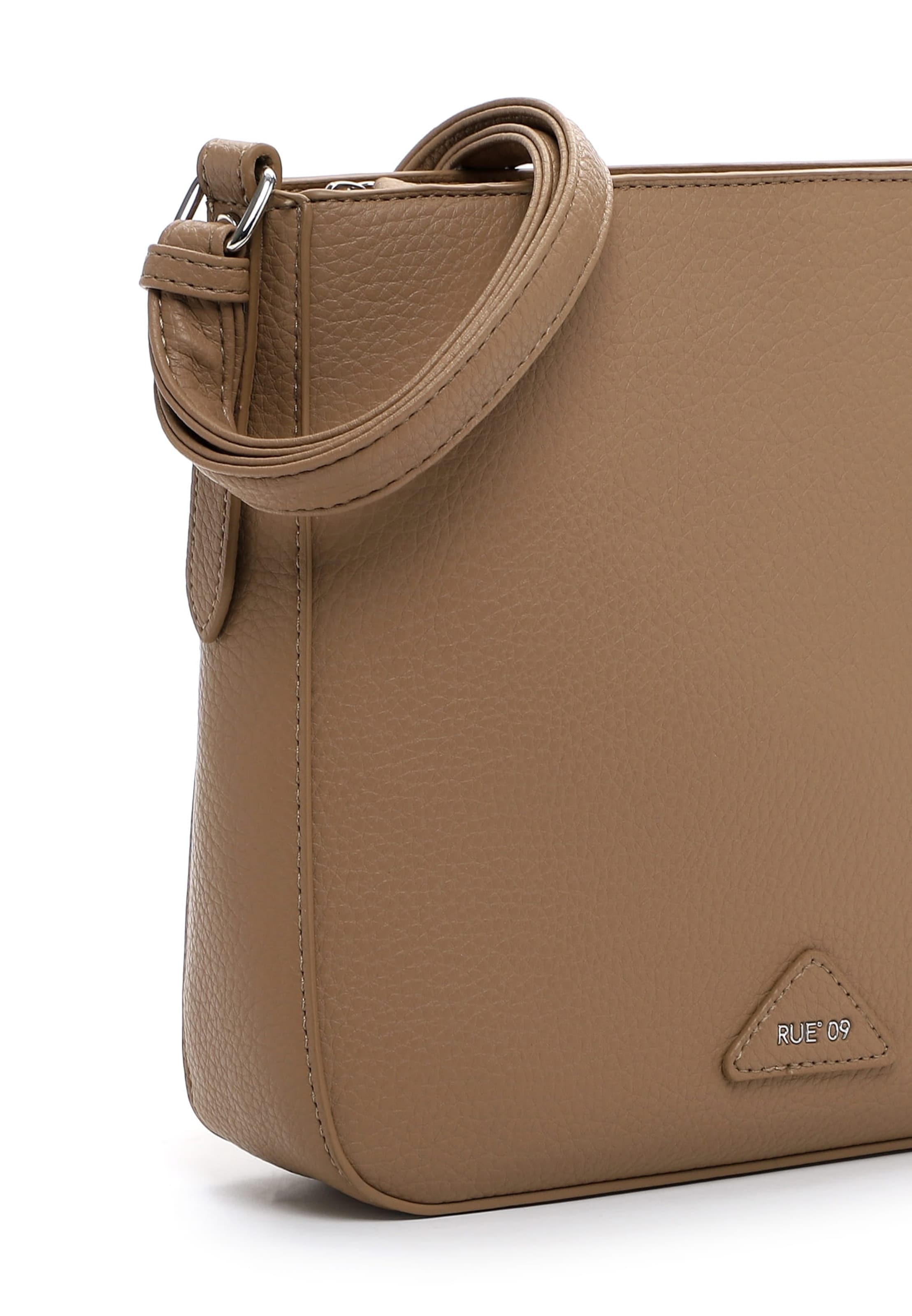 Emily & Noah Schoudertas ' E&N Bondy RUE 09 ' in Bruin