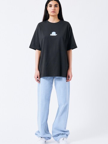 Dr. Denim Shirt 'Trooper Tee'‌ in Schwarz