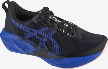 ASICS Laufschuh 'ASICS Novablast 5' in Schwarz: Vorderseite