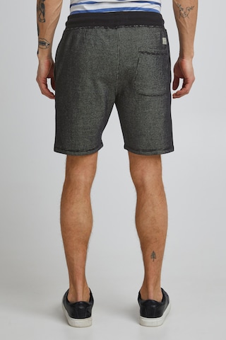 11 Project Regular Sweatshorts in Schwarz