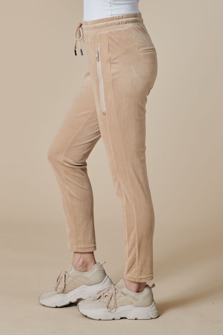 Zhrill Regular Pants in Beige