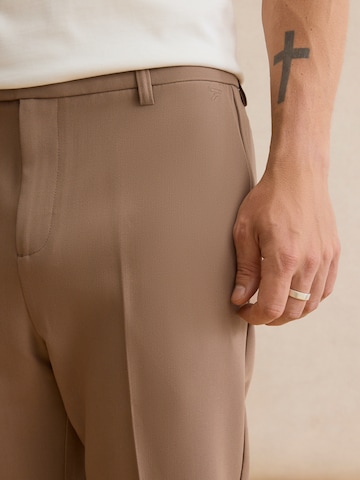 DAN FOX APPAREL Regular Trousers with creases 'Justus' in Brown