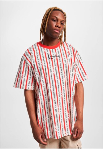 Karl Kani - Camisa em vermelho: frente