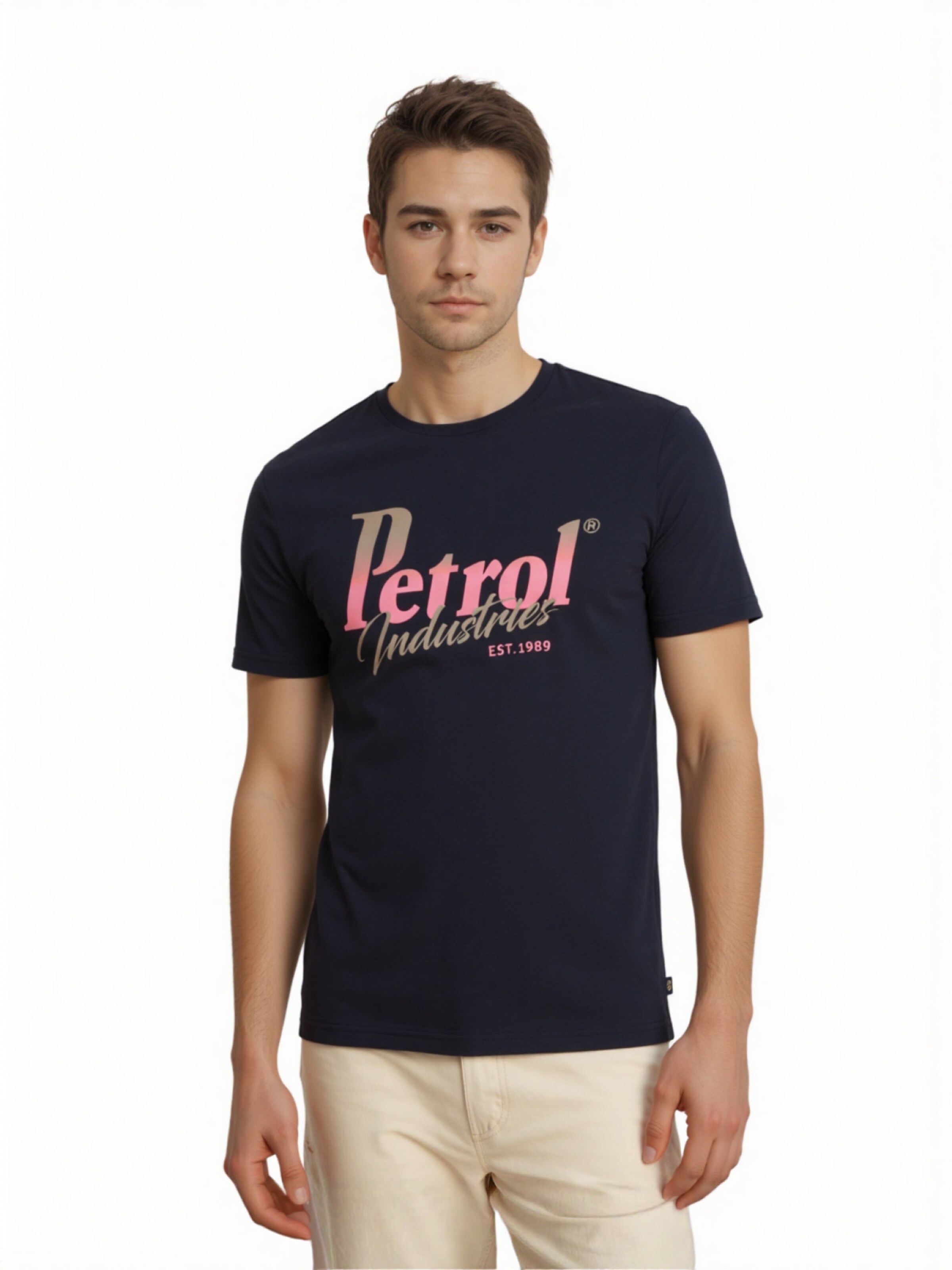 T-Shirt Petrol Industries en noir : devant