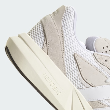 Baskets basses 'Lightblaze' ADIDAS SPORTSWEAR en blanc