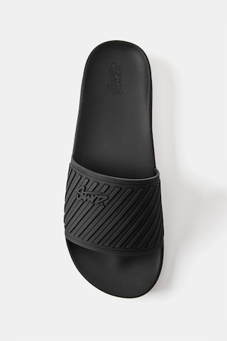 Pull&Bear Pantolette in Schwarz