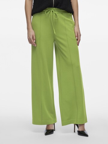 VILA Wide leg Trousers in Green: front
