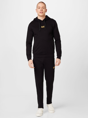 EA7 Emporio Armani - Ropa para correr en negro: frente