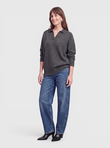 everly® Pullover in Grau