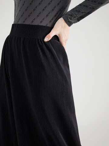 s.Oliver Wide Leg Hose in Schwarz