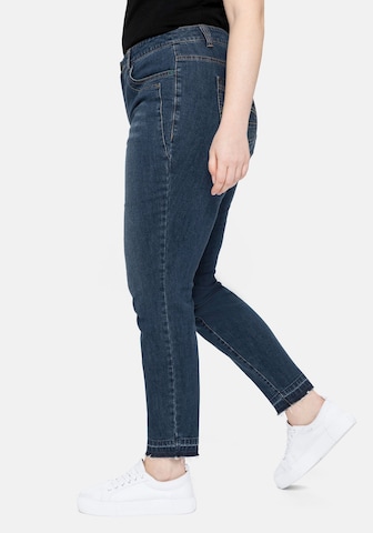 SHEEGO Slimfit Jeans in Blau